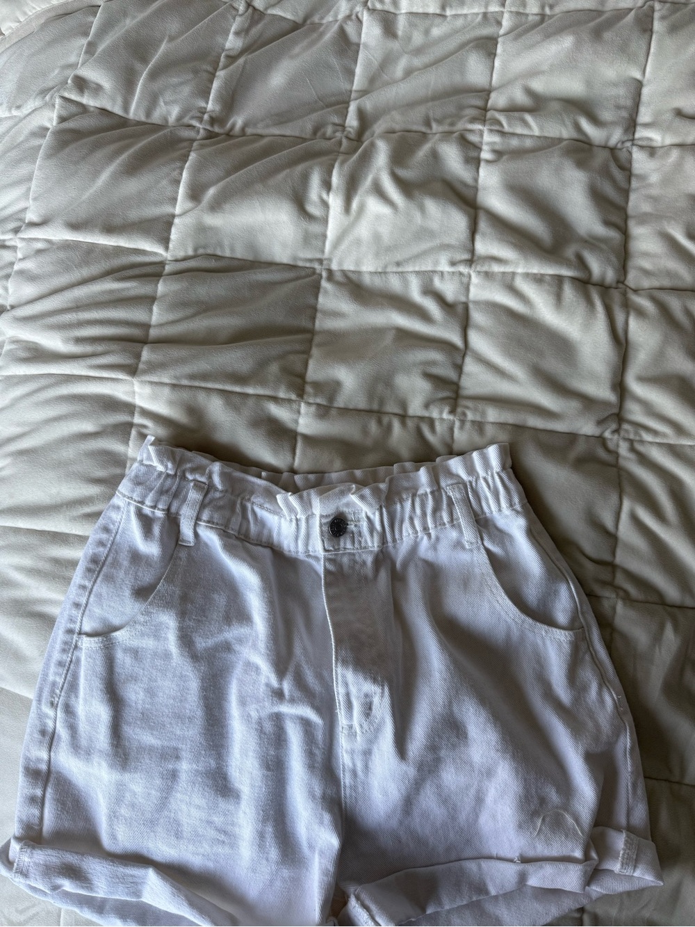 BDG White Elastic Waist Shorts